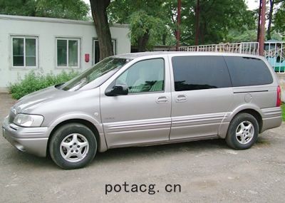 租車暴雨(yǔ)天行(háng)車注(zhù)意事(shì)項